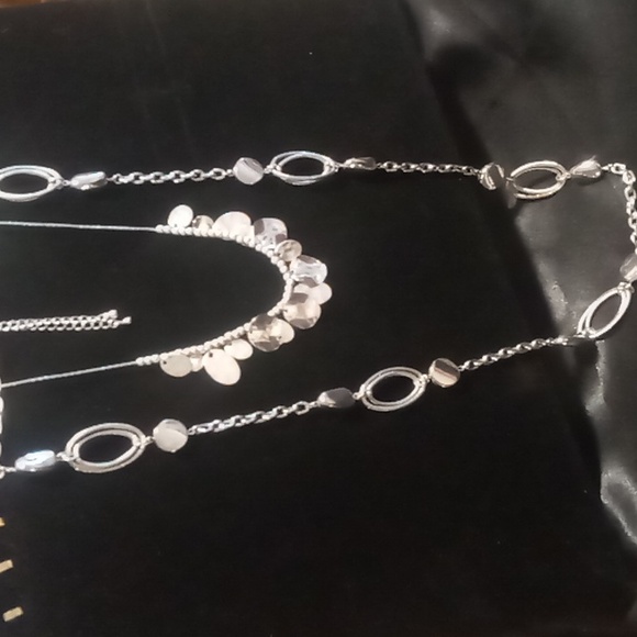 Long and layered silver tone circle link & coin style necklaces both ny & co. - Picture 4 of 9